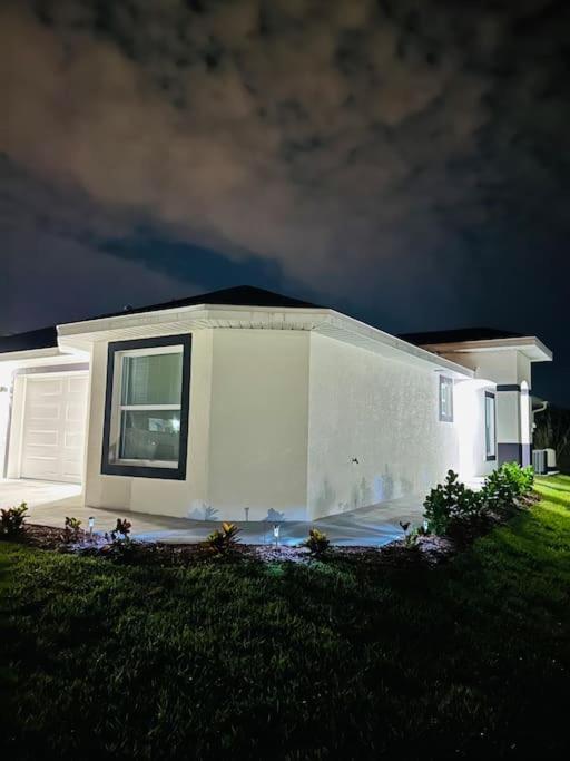 Vila White House 1 Lehigh Acres Exteriér fotografie